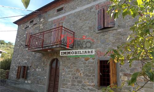 House of Character for Sale in Minucciano
