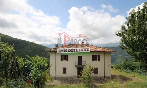 House of Character for Sale in Fosciandora
